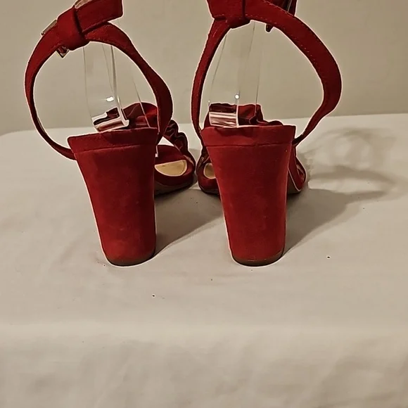 Vince Camuto Ted Seude Sandal - Picture 4 of 4